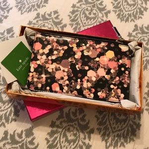 ***NEW*** Kate spade wristlet